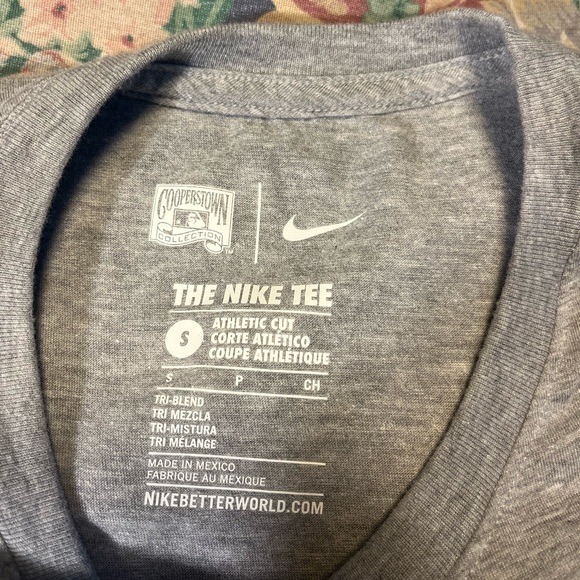 RARE YANKEES NIKE T SHIRT - Picture 4 of 5